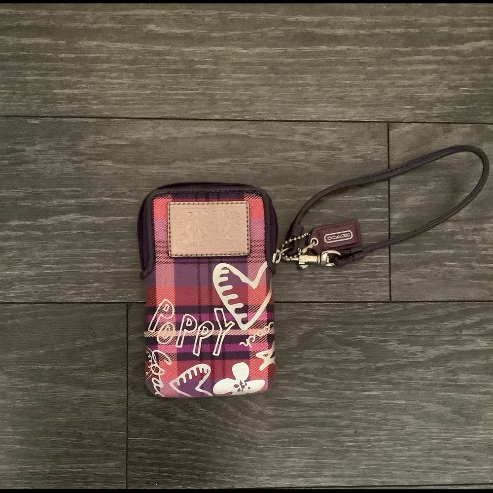 Coach RETIRED POPPY collection smartphone wallet